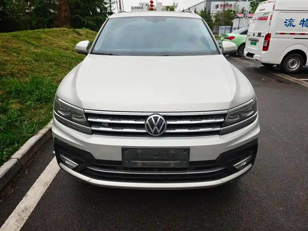 Volkswagen Tiguan L 2021 из CN, фото 5