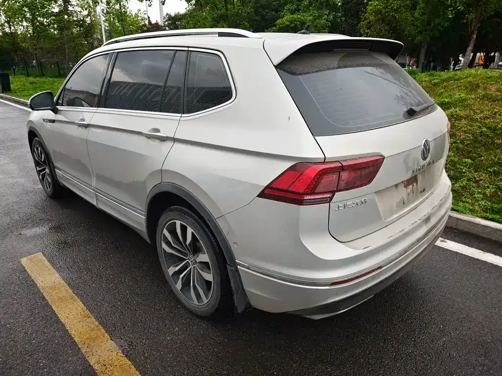 Volkswagen Tiguan L 2021 из CN, фото 8