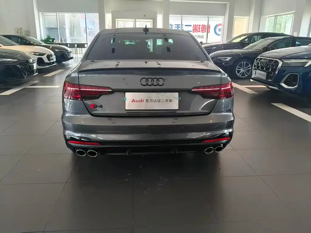 Audi S4 2023 из CN, фото 3
