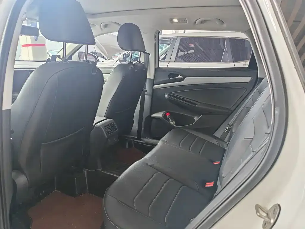 Jetta VS7 2023 из CN, фото 8