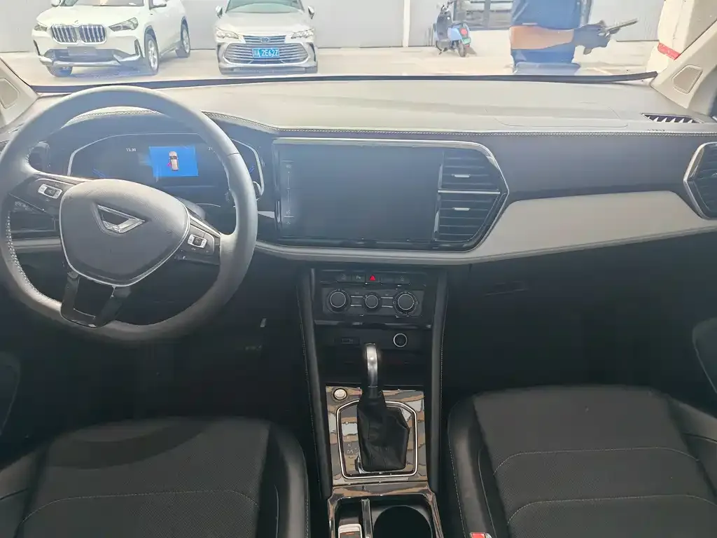 Jetta VS7 2023 из CN, фото 2