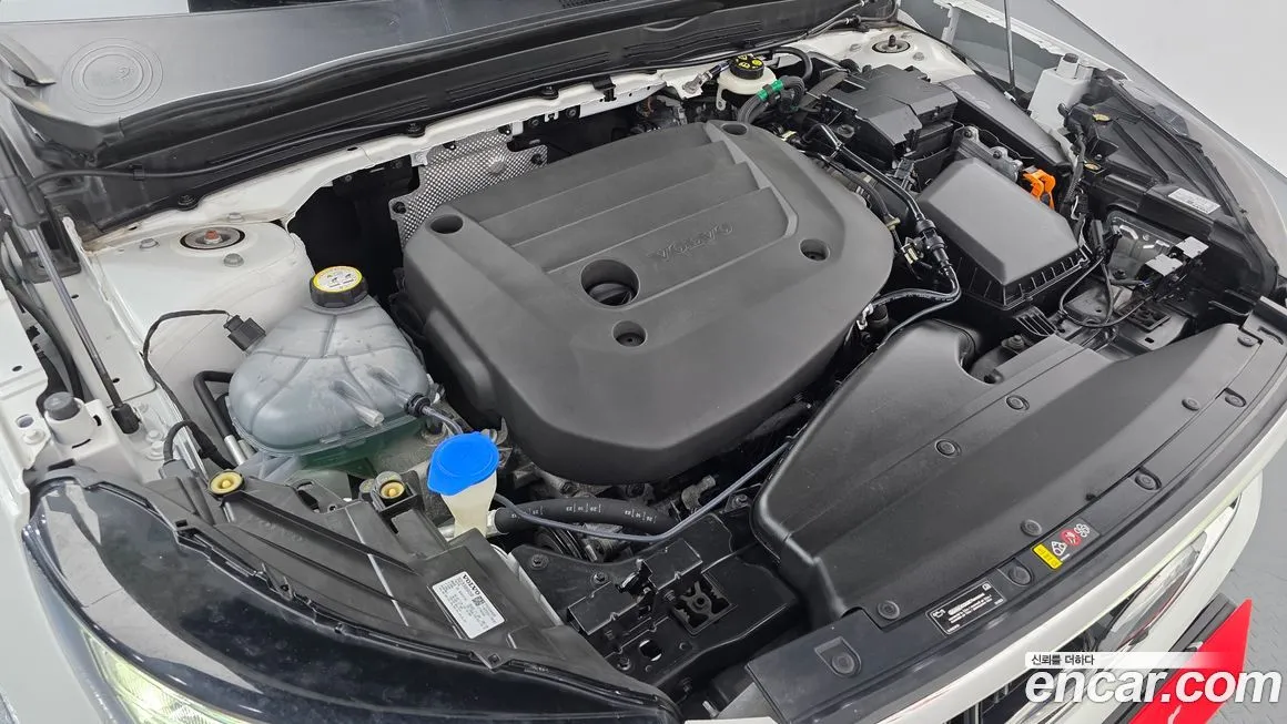 Volvo XC40 2023 из KR, фото 9