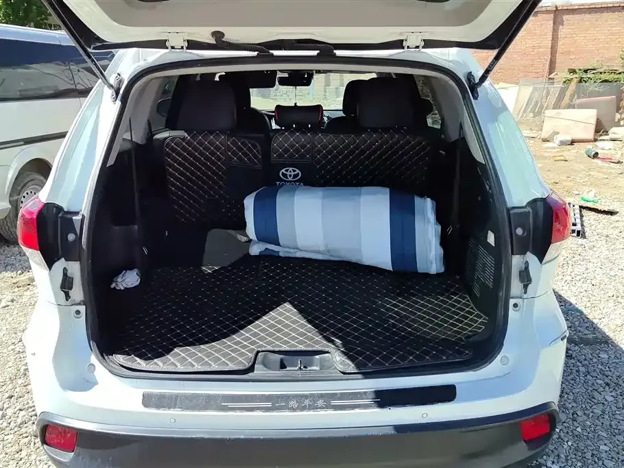 Toyota Highlander 2022 из CN, фото 3