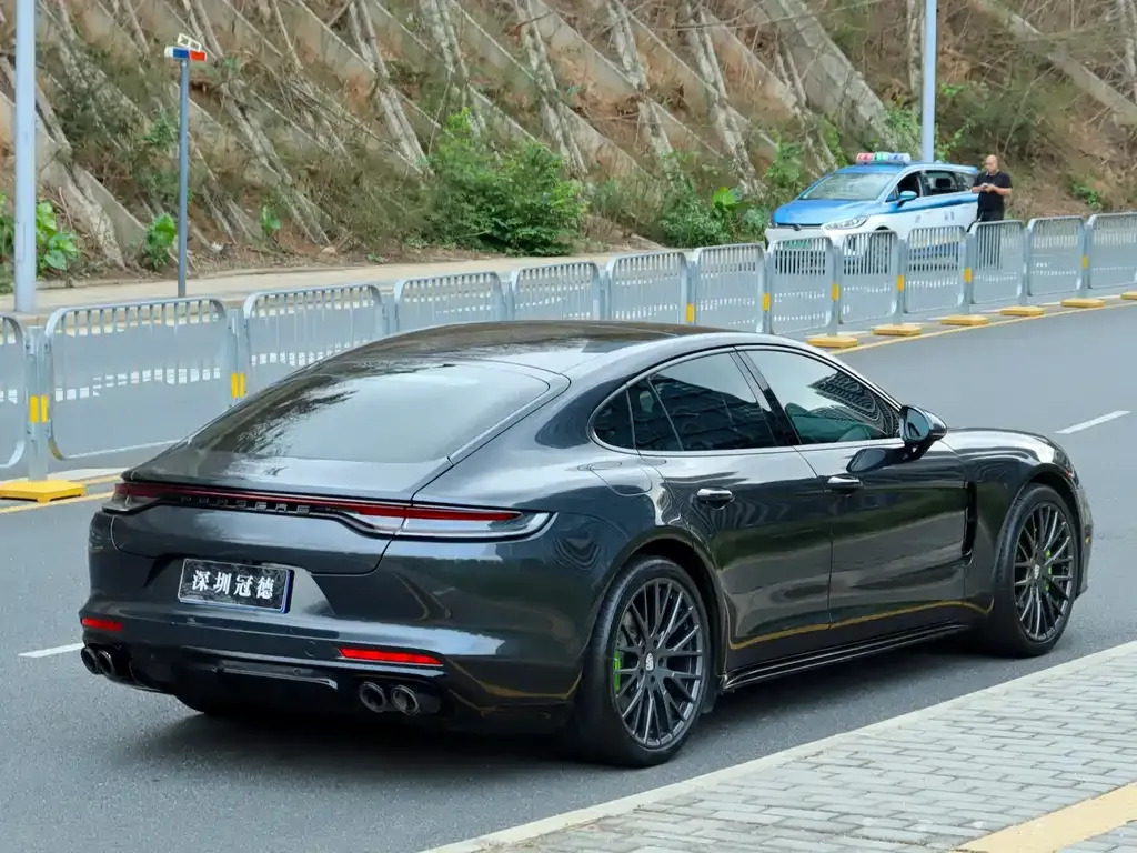 Porsche Panamera 2022 из CN, фото 9