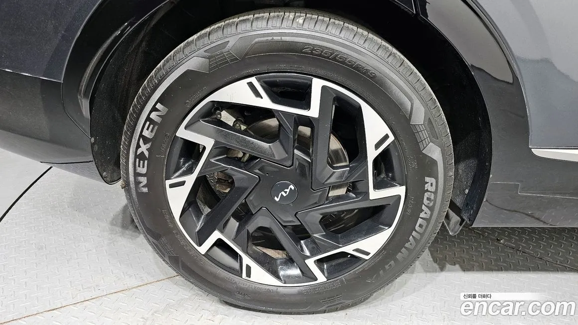 Kia Sportage — фото 9