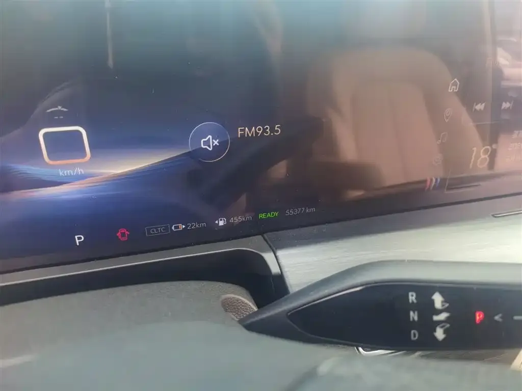 Buick GL8 Hybrid 2025 из CN, фото 3