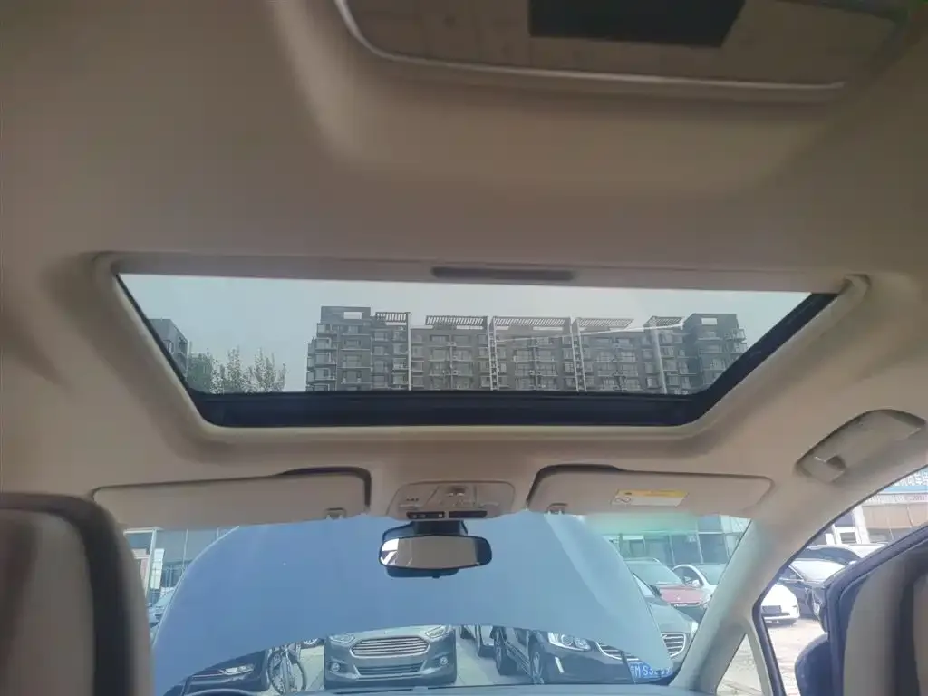 Buick GL8 Hybrid 2025 из CN, фото 2