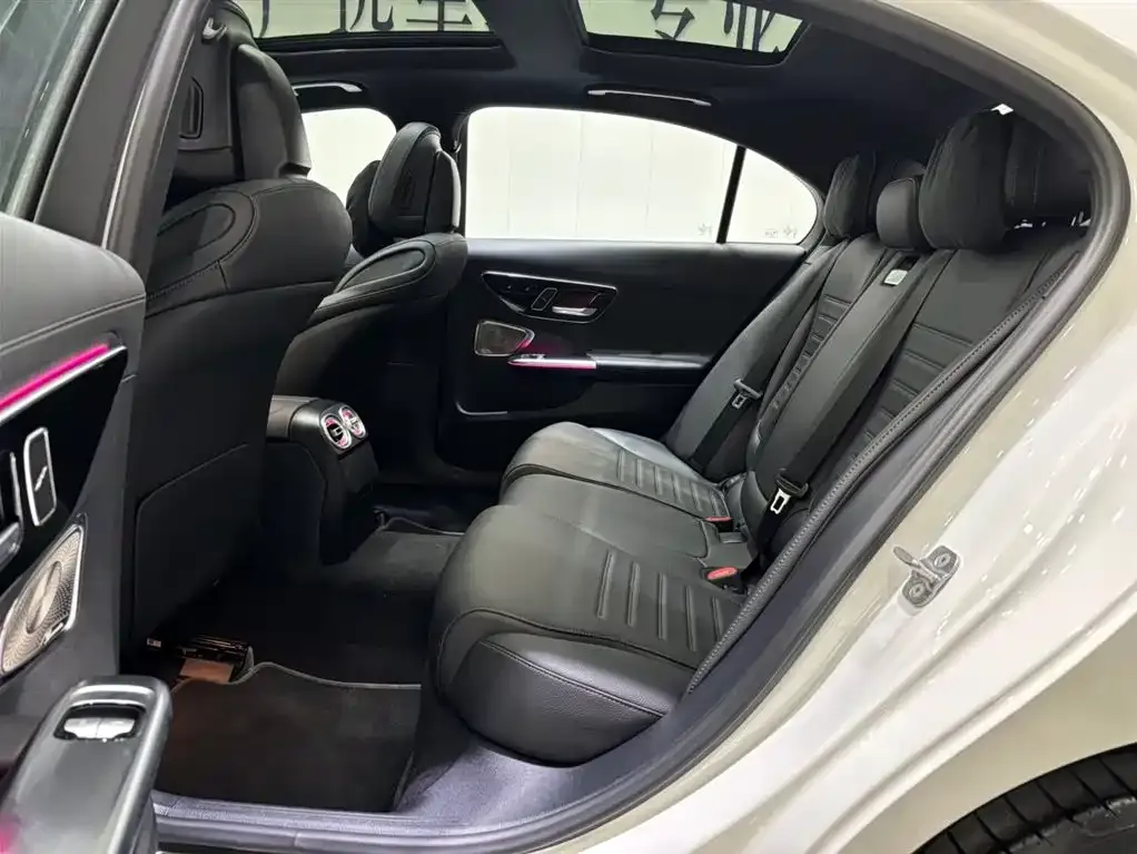 Mercedes-Benz C-Class 2024 из CN, фото 6