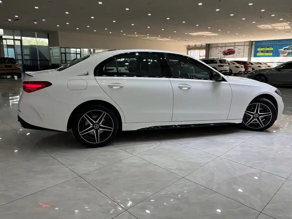 Mercedes-Benz C-Class 2024 из CN, фото 4