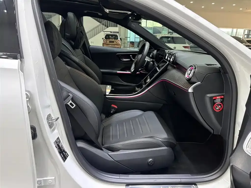 Mercedes-Benz C-Class 2024 из CN, фото 8