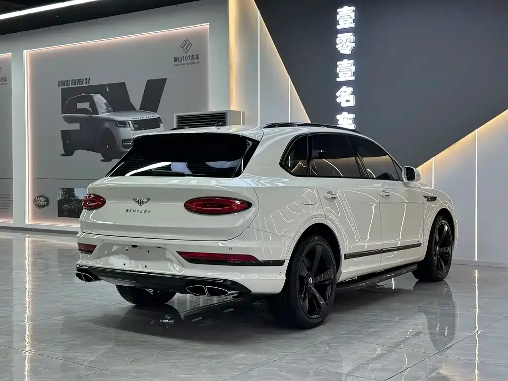 Bentley Bentayga 2021 из CN, фото 10
