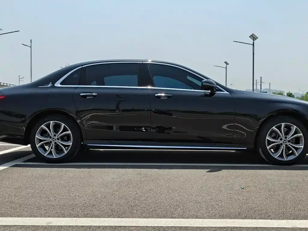 Mercedes-Benz E-Class 2021 из CN, фото 4