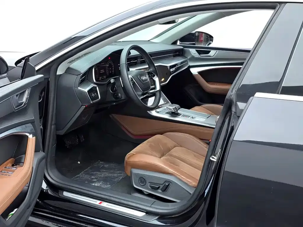 Audi A7L 2025 из CN, фото 9
