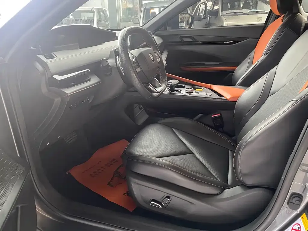 Changan UNI-V 2023 из CN, фото 6