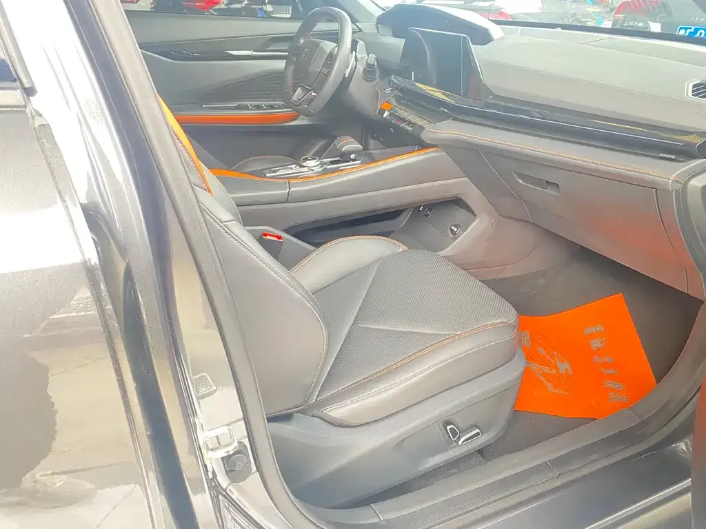 Changan UNI-V 2023 из CN, фото 7