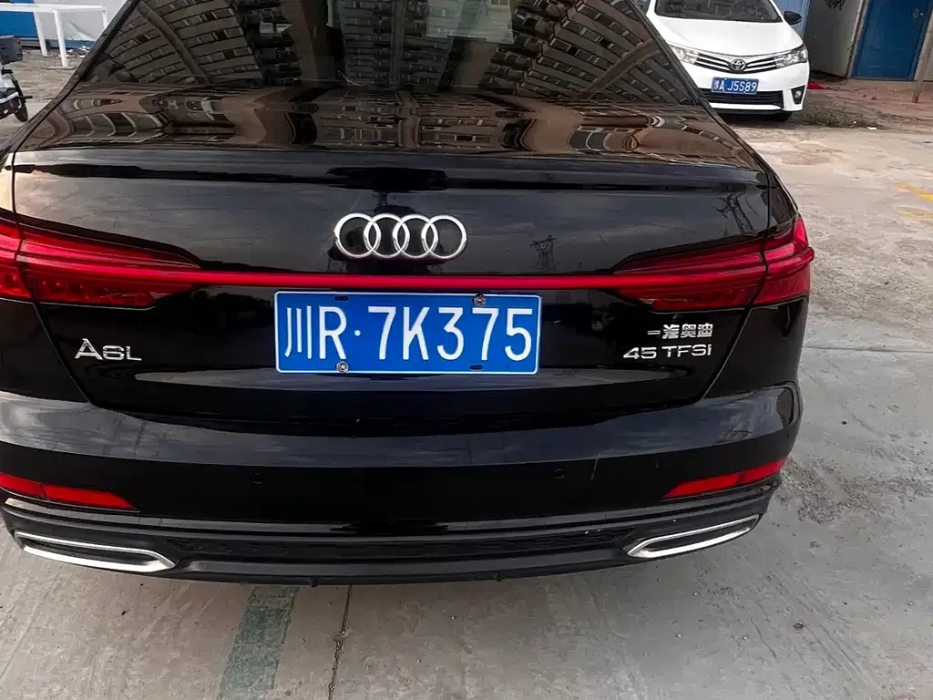 Audi A6L 2021 из CN, фото 7
