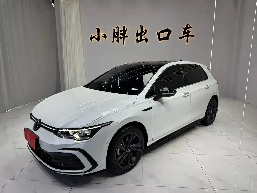 Volkswagen Golf 2022 из CN, фото 1