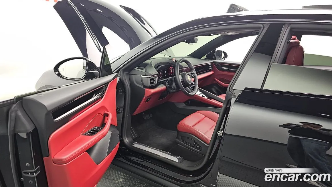 Porsche Macan 2025 из KR, фото 5