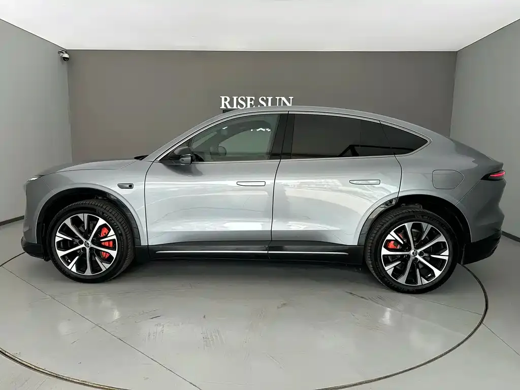 NIO EC6 — фото 5