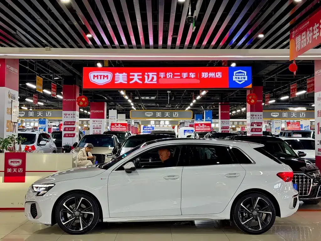 Audi A3 2022 из CN, фото 10