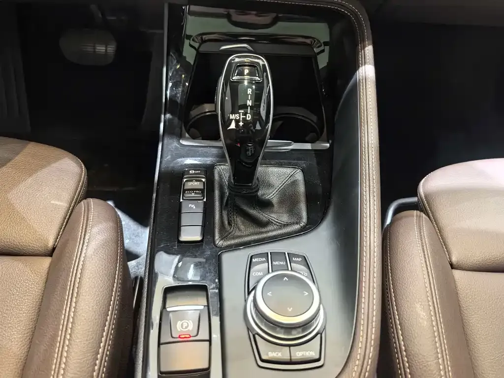 BMW X2 2022 из CN, фото 3