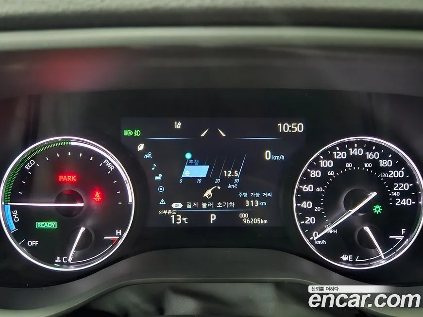 Toyota Sienna 2021 из KR, фото 2