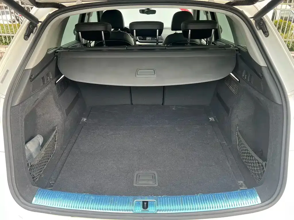 Audi Q5L 2021 из CN, фото 9