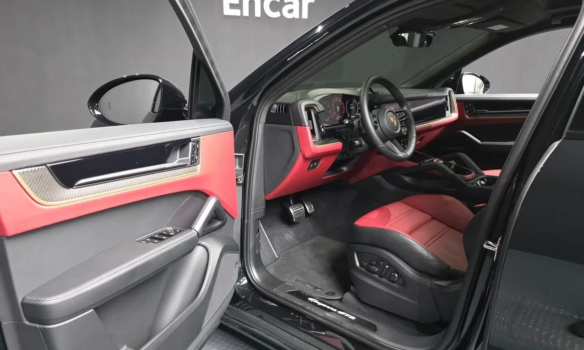 Porsche Cayenne 2025 из KR, фото 10