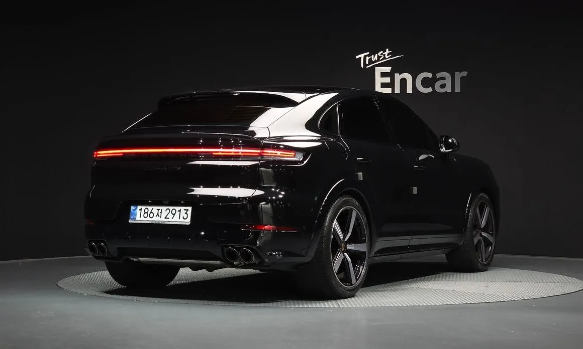 Porsche Cayenne 2025 из KR, фото 4