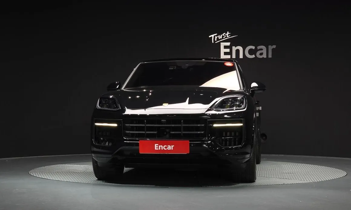 Porsche Cayenne 2025 из KR, фото 2