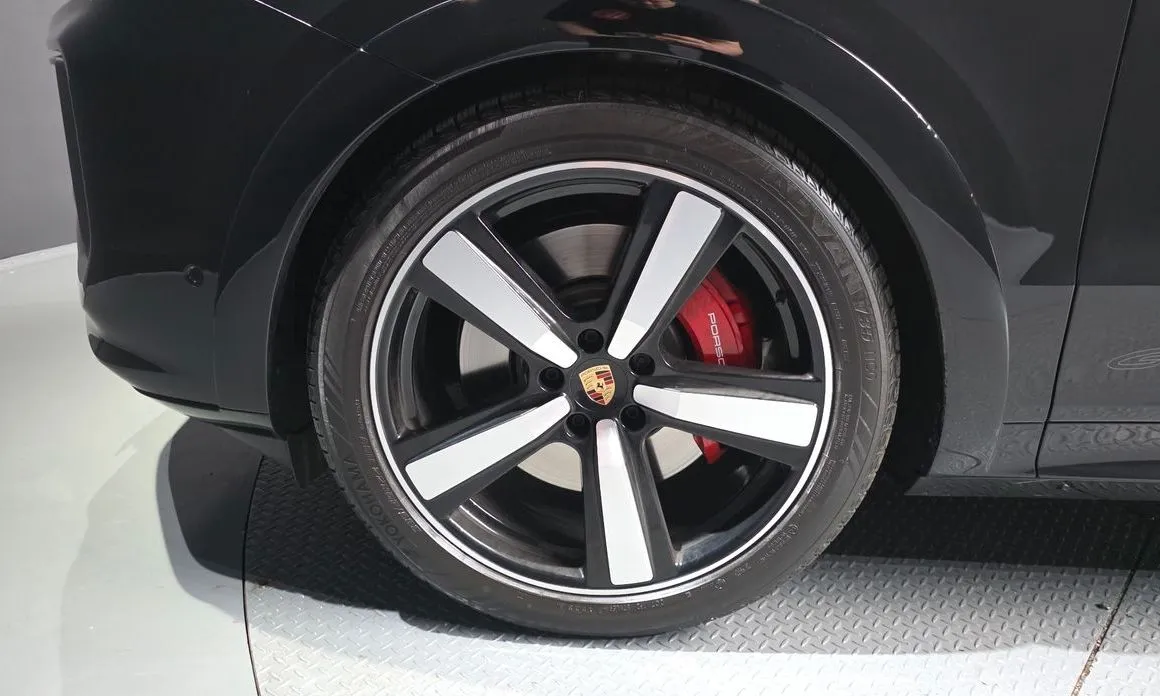Porsche Cayenne 2025 из KR, фото 9