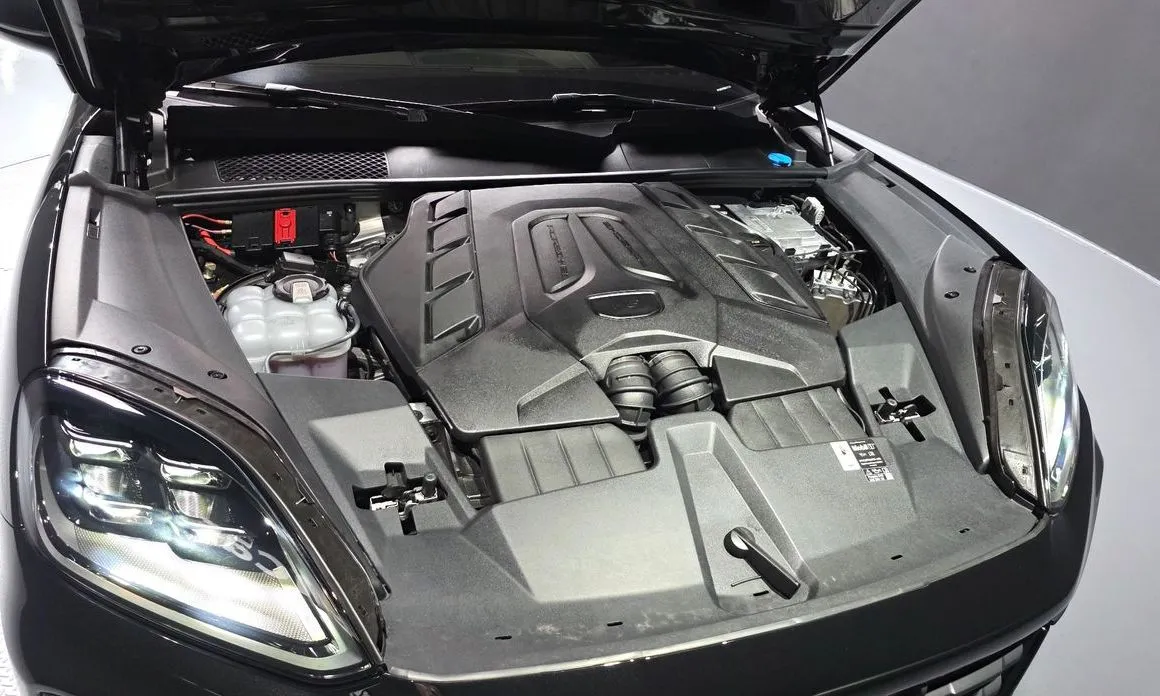 Porsche Cayenne 2025 из KR, фото 8