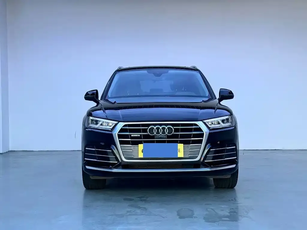 Audi Q5L — фото 2