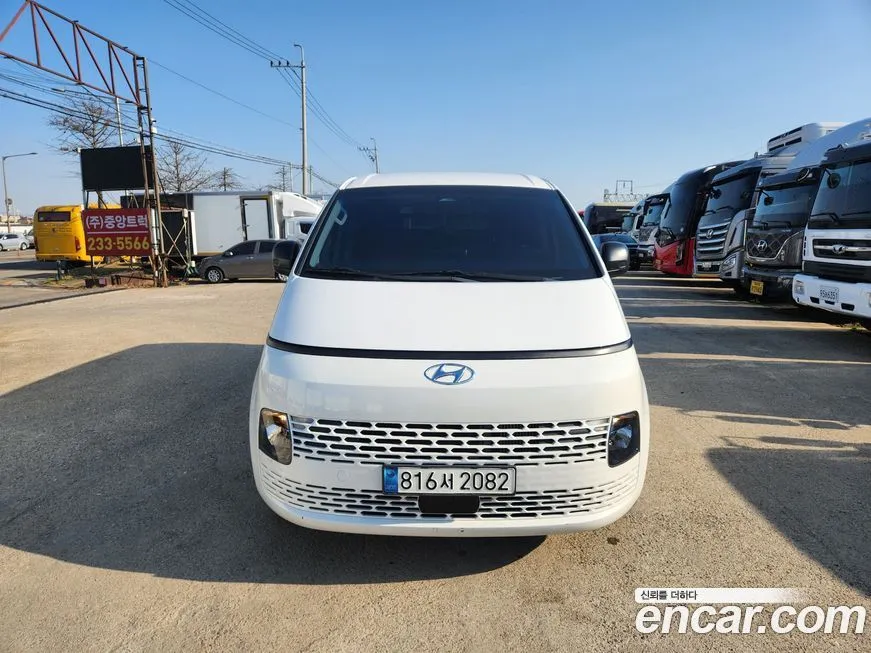 Hyundai Staria — фото 3