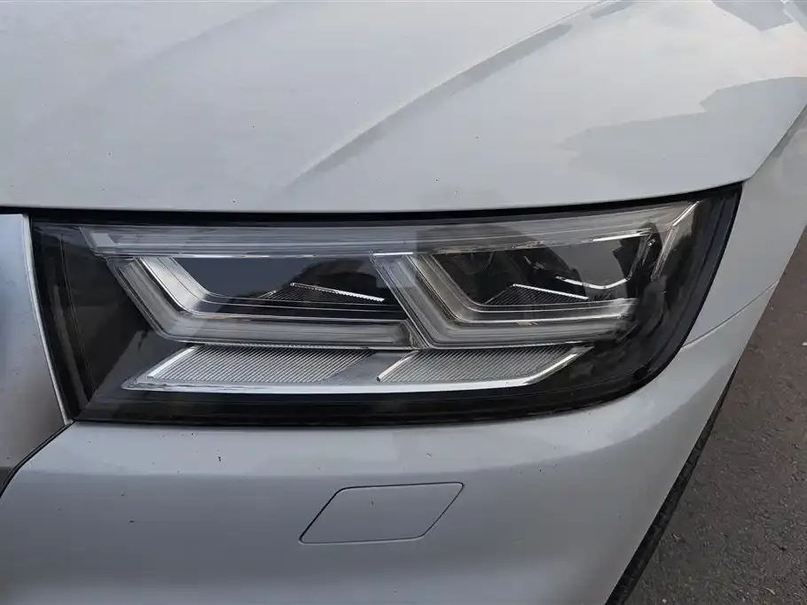 Audi Q5L 2021 из CN, фото 6