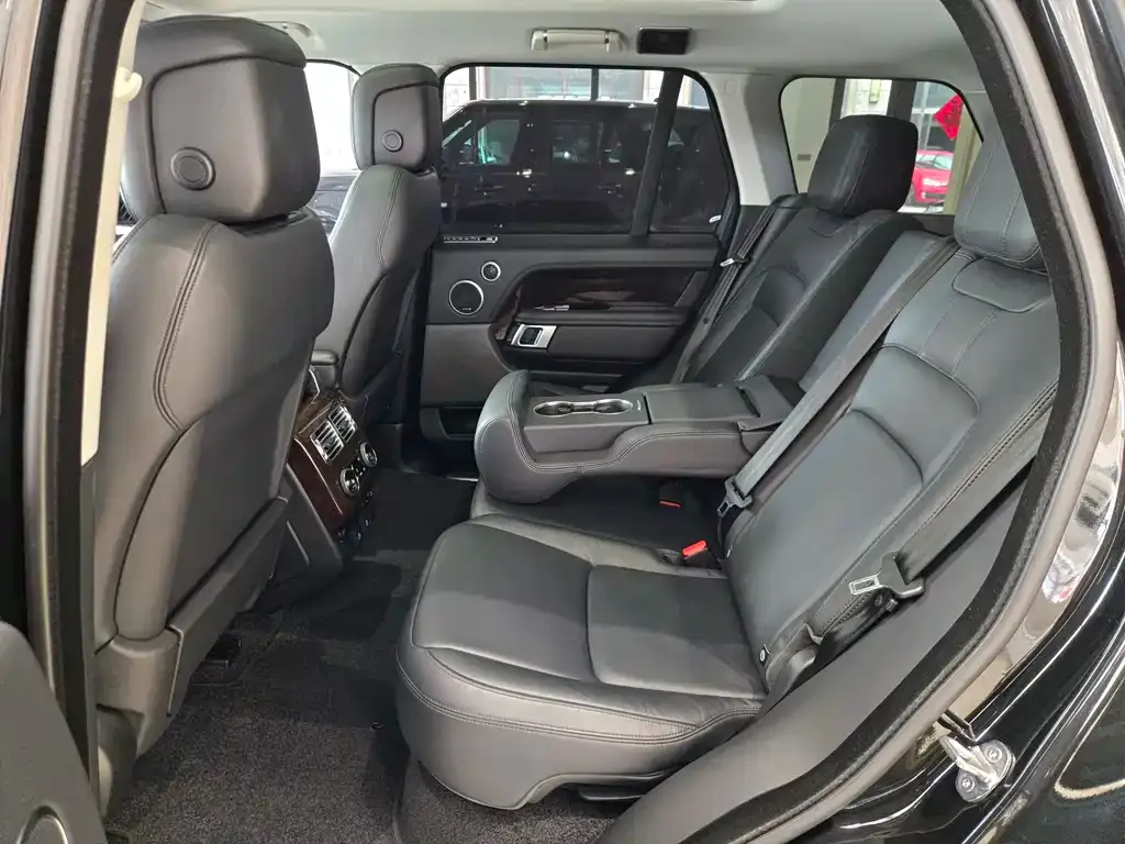 Land Rover Range Rover 2022 из CN, фото 2