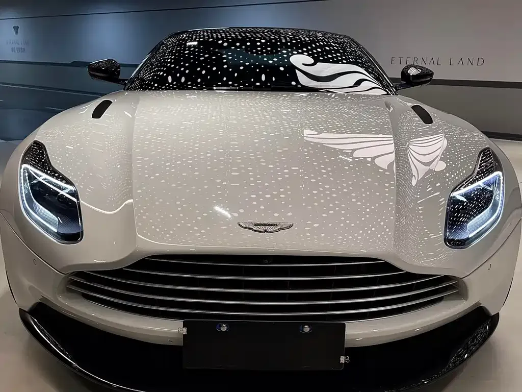 Aston Martin DB11 2023 из CN, фото 7