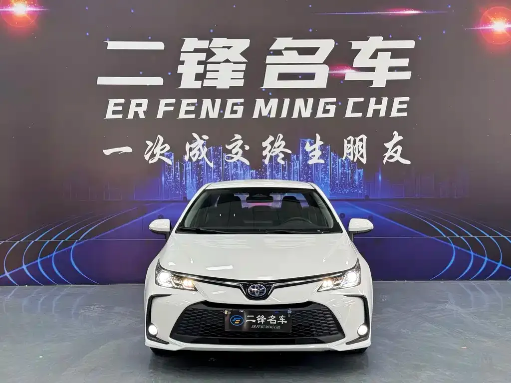 Toyota Corolla 2024 из CN, фото 2