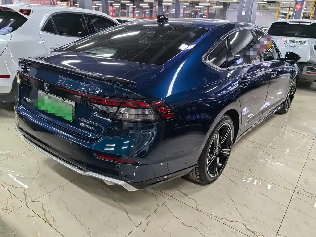 Honda Accord New Energy 2023 из CN, фото 6