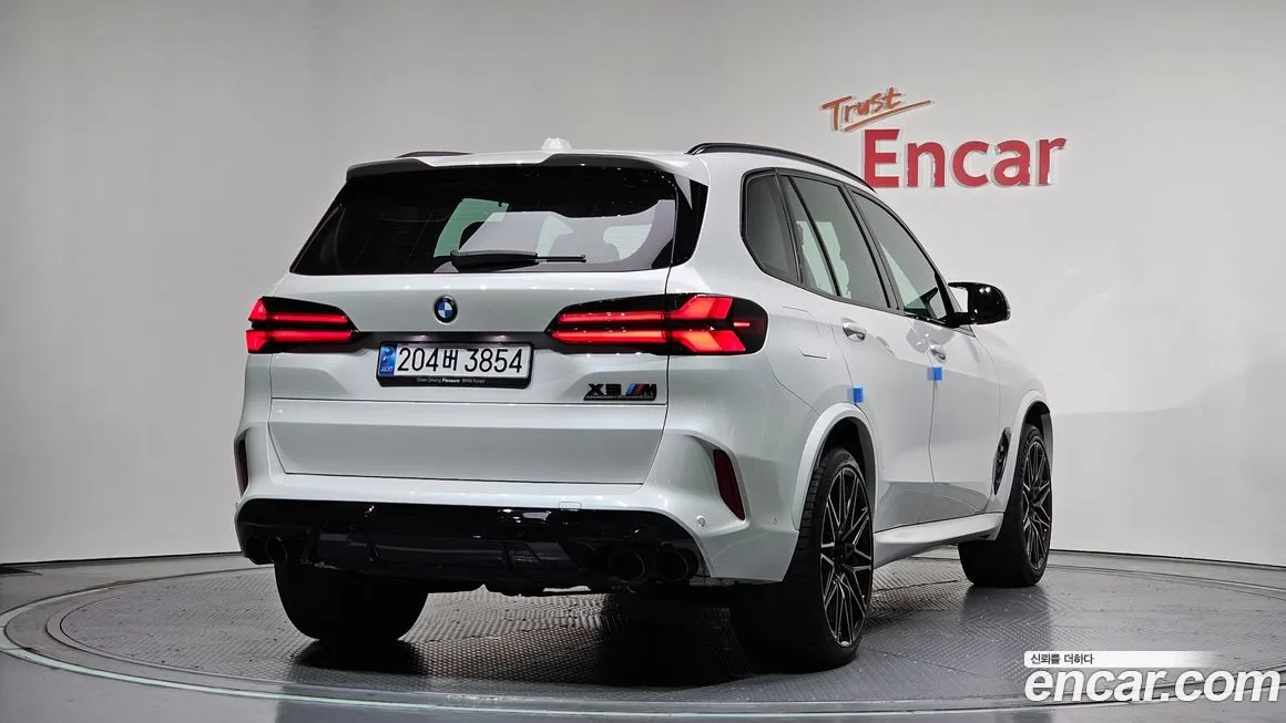 BMW X5M 2024 из KR, фото 2