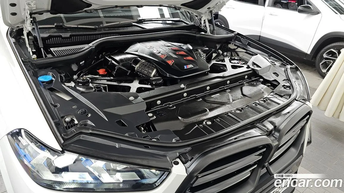 BMW X5M 2024 из KR, фото 10