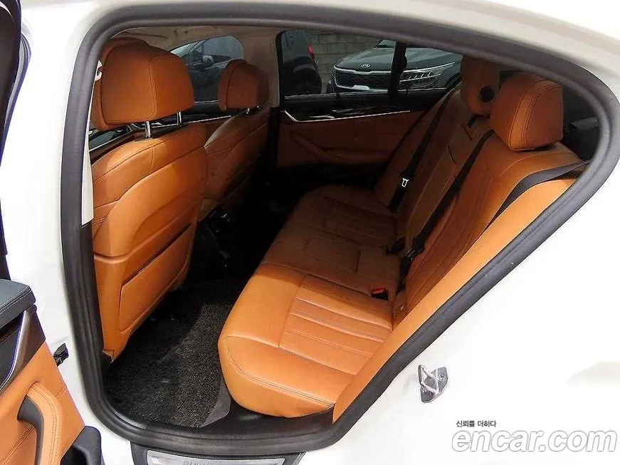 BMW 5-Series 2022 из KR, фото 4