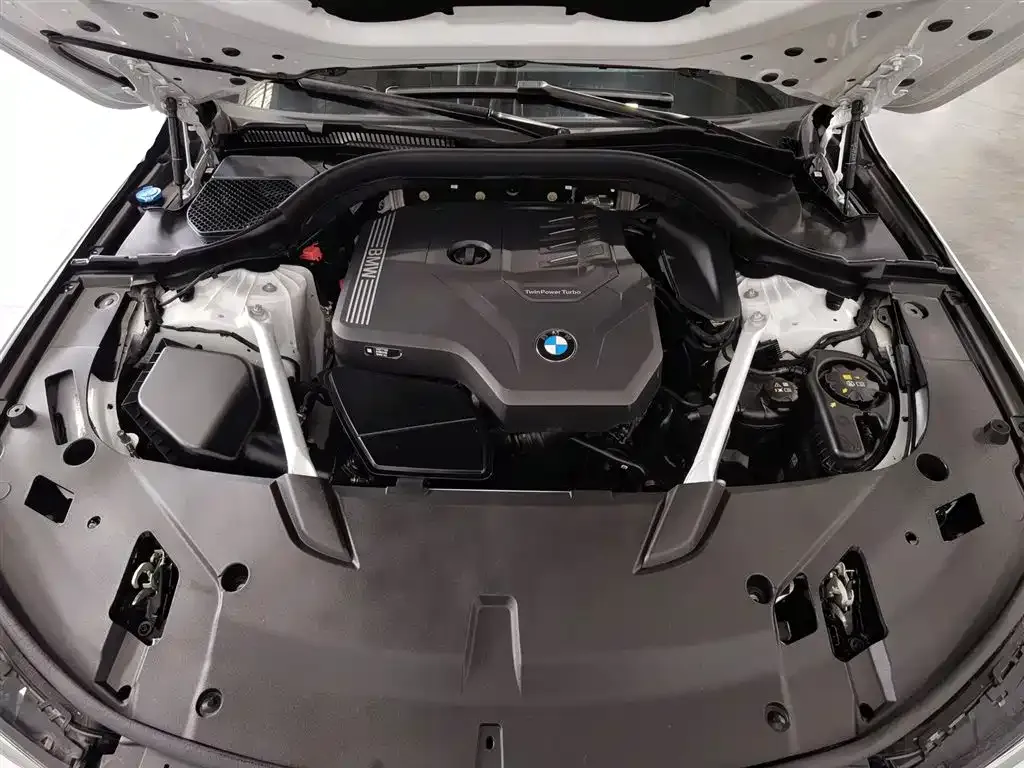 BMW 6 Series GT 2023 из CN, фото 6
