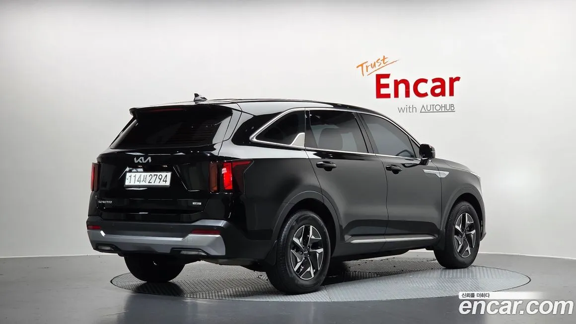 Kia Sorento — фото 9