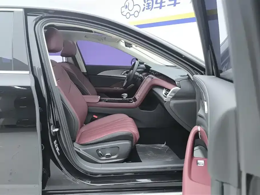Hongqi H5 2024 из CN, фото 10