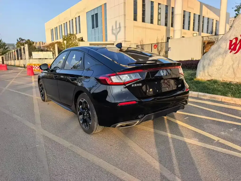 Honda Civic 2023 из CN, фото 7
