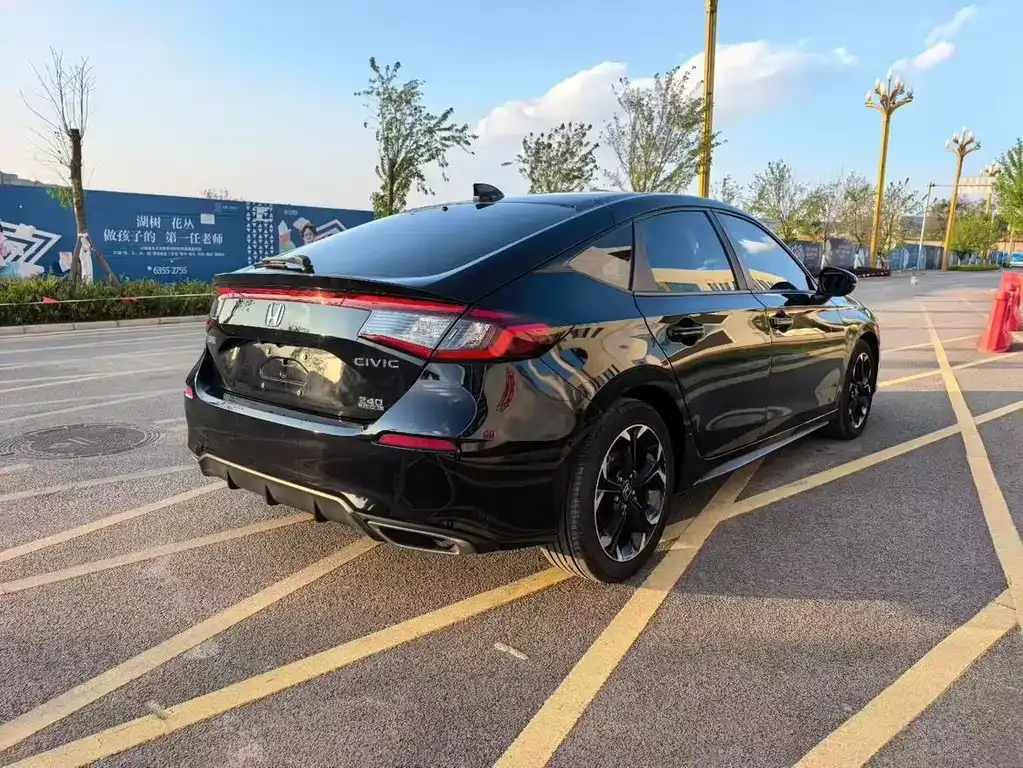 Honda Civic 2023 из CN, фото 6
