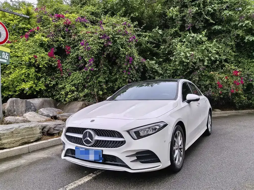 Mercedes-Benz A-Class — фото 1