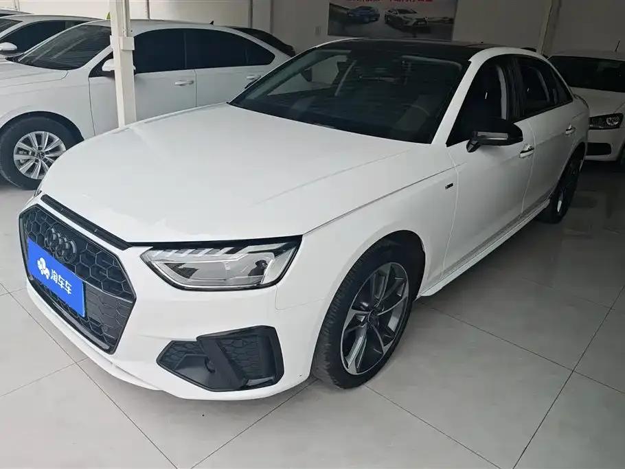 Audi A4L 2022 из CN, фото 1