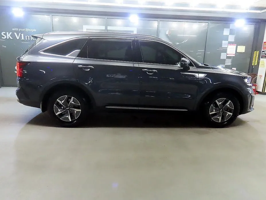 Kia Sorento — фото 4